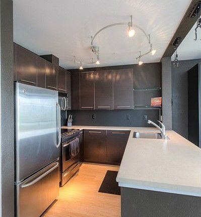 5th image of 1420 E Pine St Unit 706