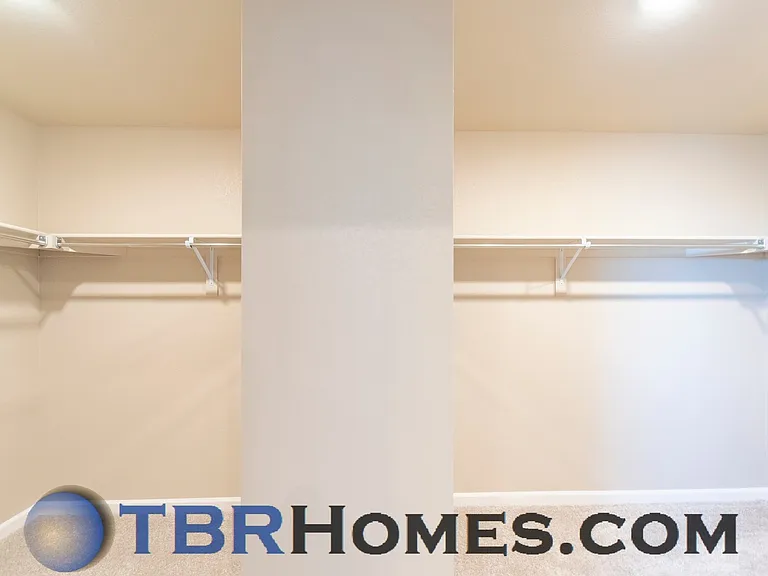 9521 Market Dr — Photo 11