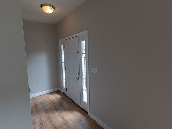 4th image of 1633 Citadel Dr