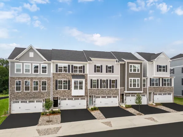 3 Gramercy Dr, Howell, NJ 07731