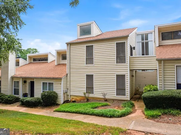 605 Serramonte Dr, Marietta, GA 30068