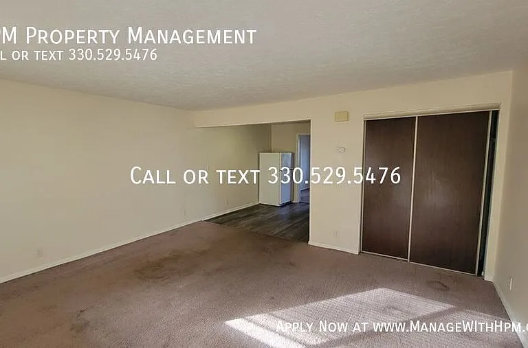 591 E Buchtel Ave #L — Photo 3