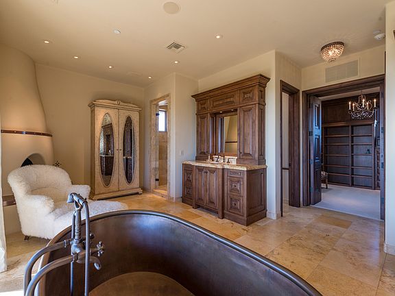 5th image of 8525 E Dixileta Dr