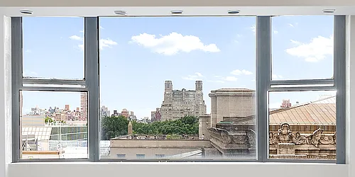 1001 Fifth Avenue, #11C