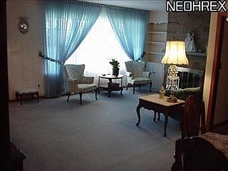 2nd image of 25580 Edgecliff Dr