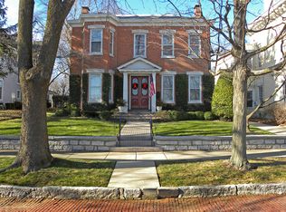 406 Prospect St, Alton, IL 62002