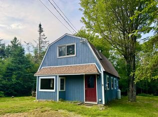 5 Abigail Rock Rd, Vinalhaven, ME 04863
