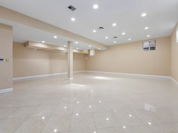 104 Malba Drive image 23 of 25