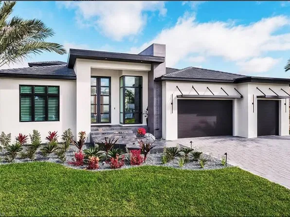 3331 Embers PKWY W, CAPE CORAL, FL 33993