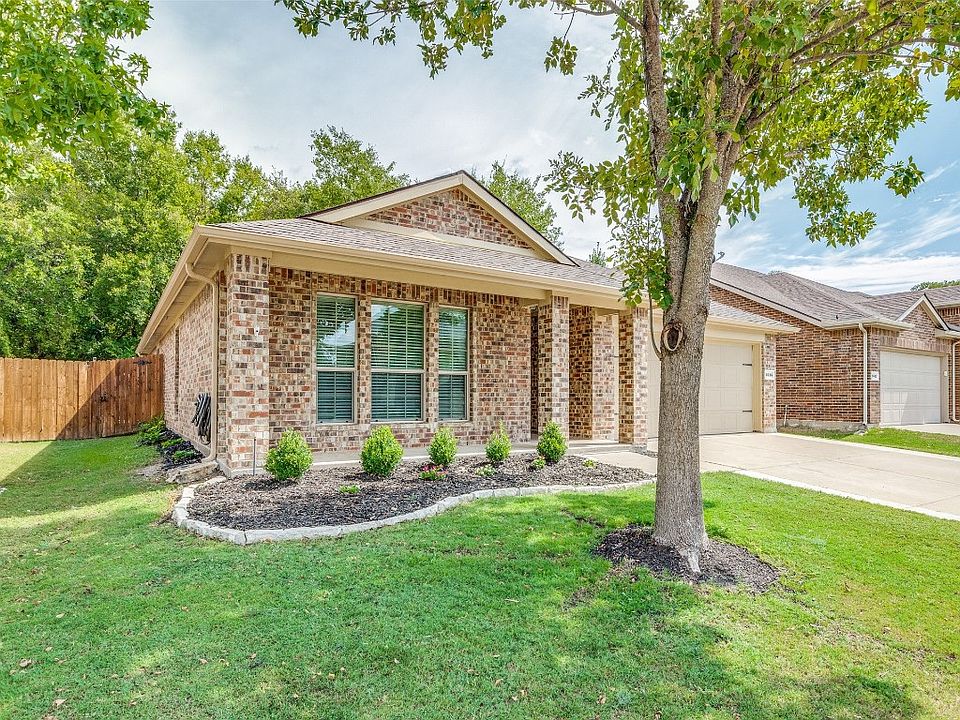 1st image of 2613 Leslie Ln