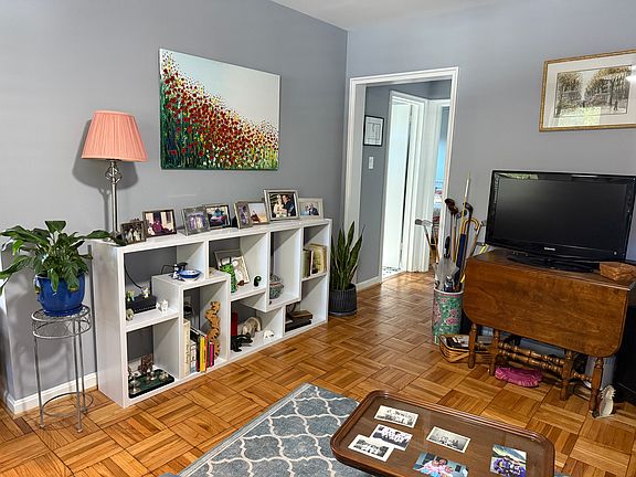 2nd image of 4820 Chevy Chase Dr APT 102