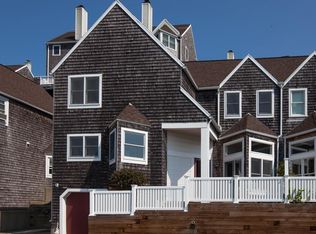 7 Marina Dr, Hull, MA 02045