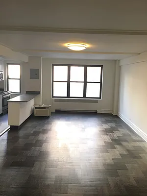 Rented by Solil Management | media 2