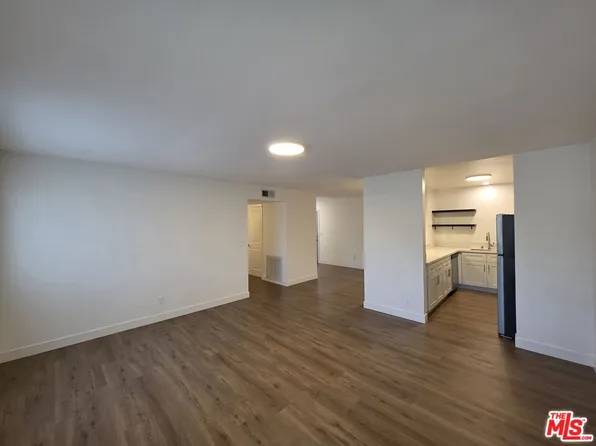 1260 Vin Scully Ave APT A, Los Angeles, CA 90026