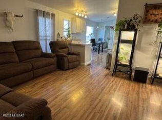 8940 N Odin Dr, Tucson, AZ 85743