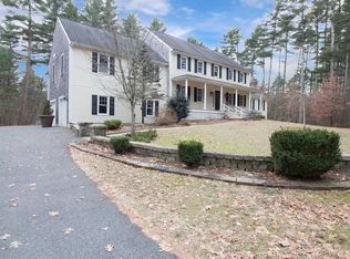 118 Mayflower Rd, Plympton, MA 02367