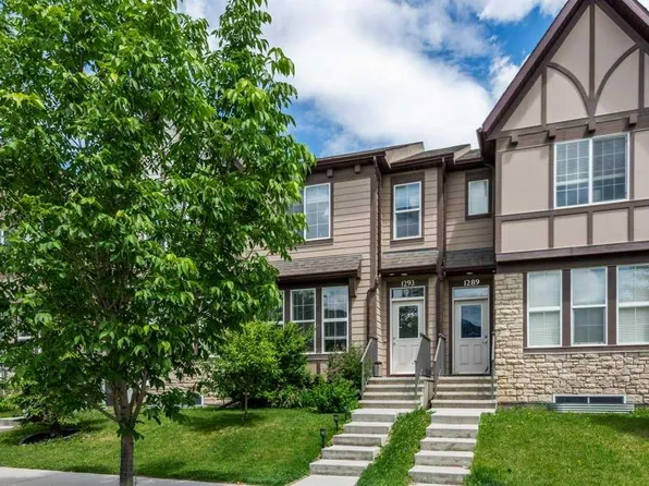 1293 S Legacy Cir SE, Calgary, AB T2X 3C7