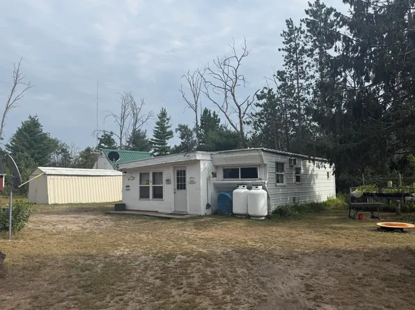 1383 W Palmer Ave, Baldwin, MI 49304