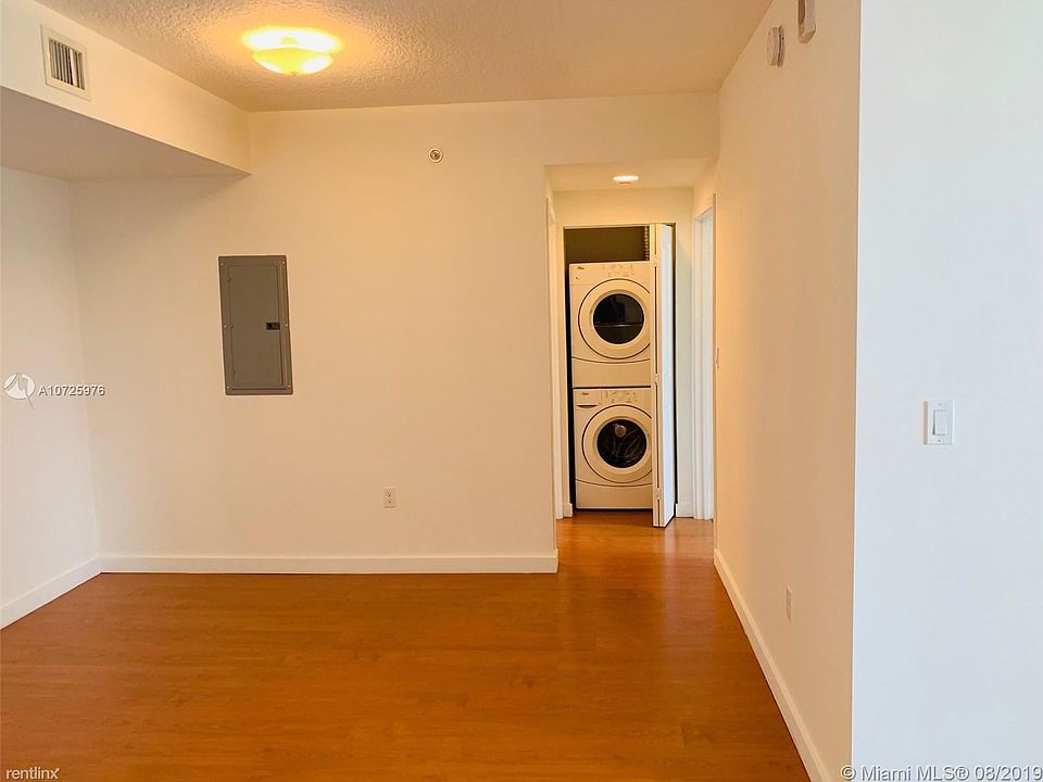 1st image of 601 NE 23rd St APT 704