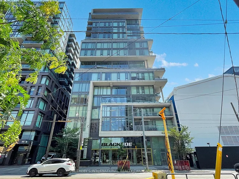 95 Bathurst St #1204 — Photo 1