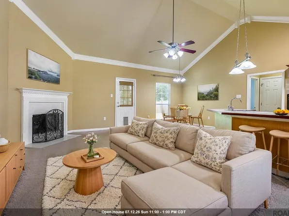 13449 Orleans Dr, Gonzales, LA 70737