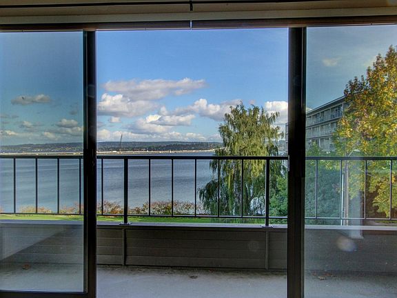3rd image of 2055 43rd Ave E APT 302