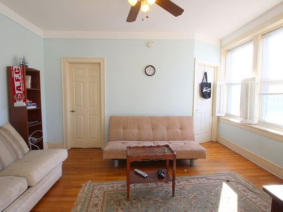 3rd image of 315 3rd St