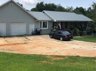 5610 Parks Rd, Cumming, GA 30041