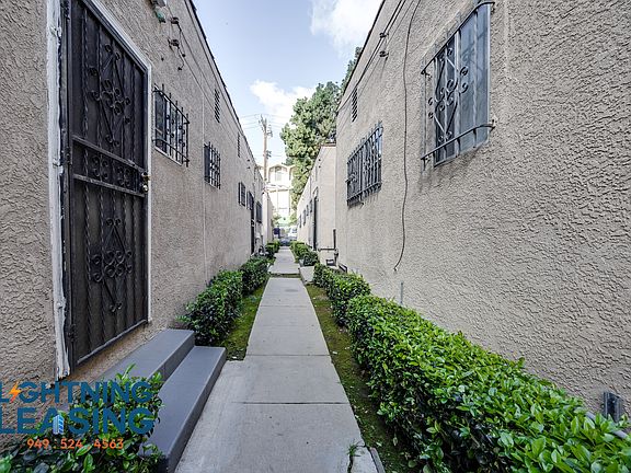 3rd image of 1876 1/3 W 24th St #1876