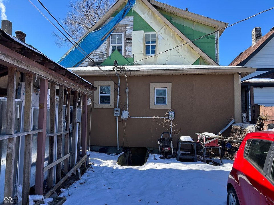 2nd image of 217 N Belleview Pl