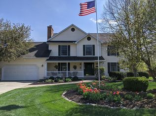 2086 Canterbury Ct, Troy, OH 45373