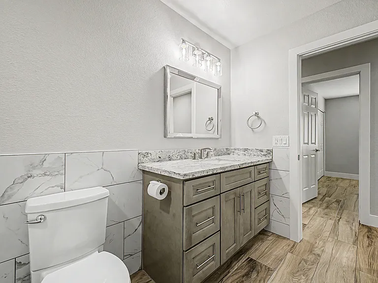 3027 W Tierra Buena Ln — Photo 29