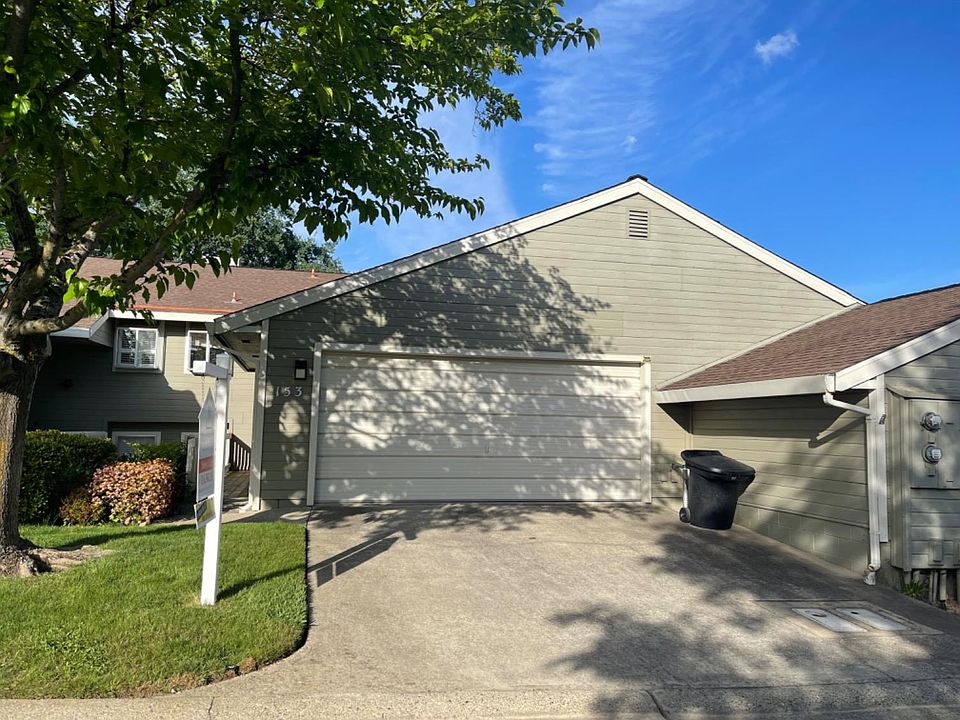 1st image of 153 Valley Oak Dr #18