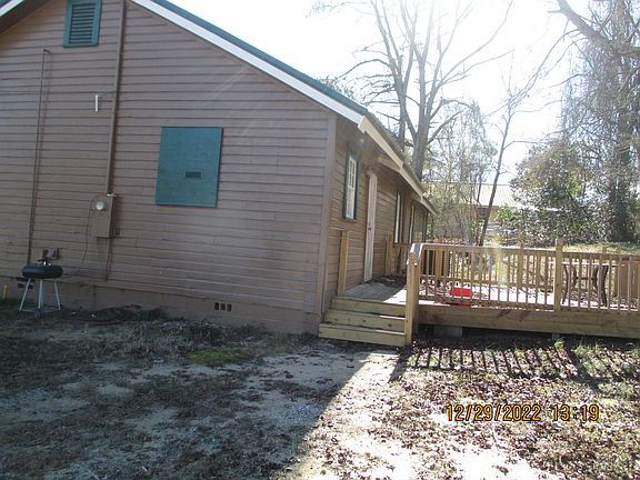 2nd image of 7 Newberry Dr