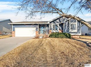 7021 Michelle Ave, La Vista, NE 68128