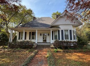 409 N Jackson St, Crystal Springs, MS 39059