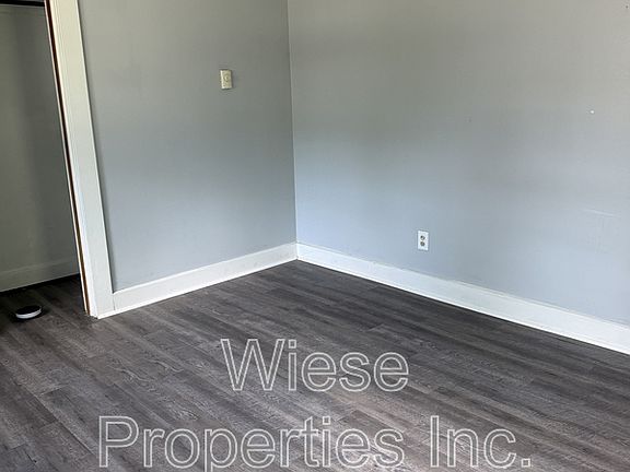 5th image of 2328 S 10th St