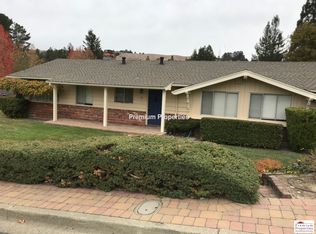 21 Carisbrook Dr, Orinda, CA 94563