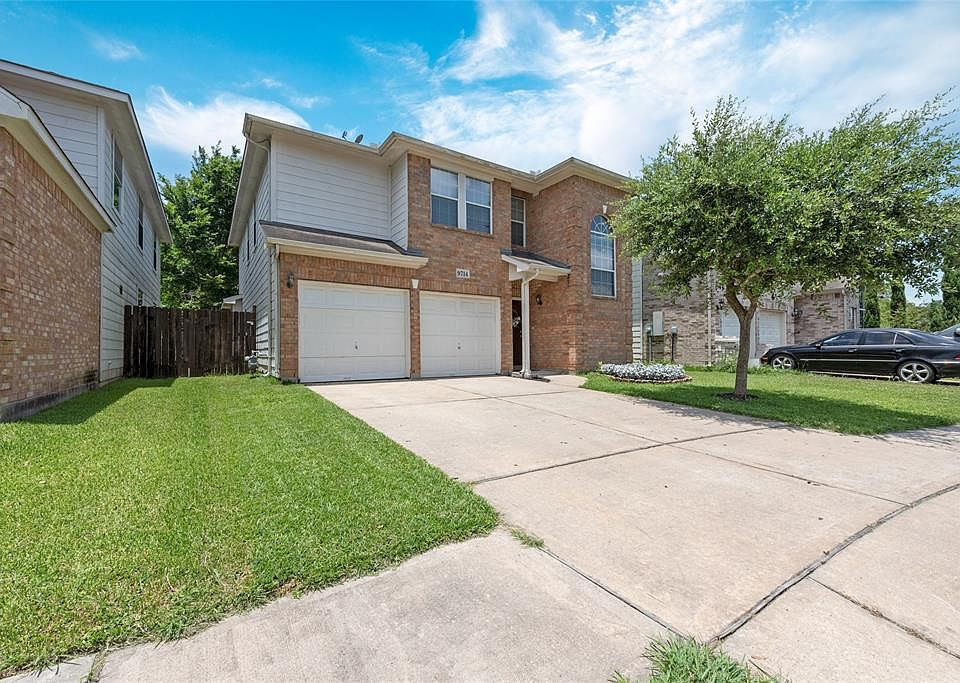1st image of 9714 E Jennifer Way Dr