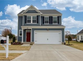 275 McCormick Dr, Suffolk, VA 23434