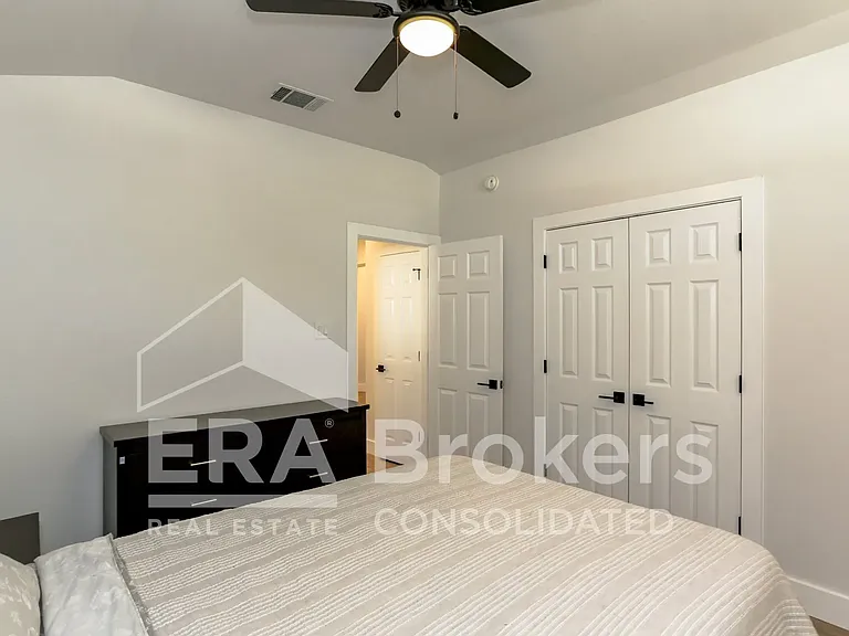 6110 Melanie Dr — Photo 6