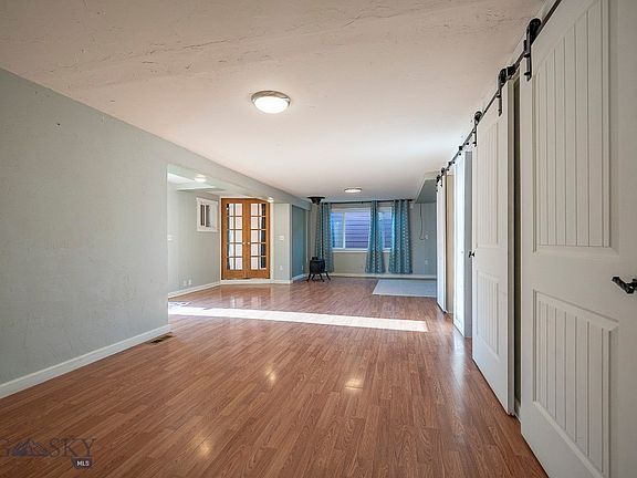 3rd image of 516 N L St