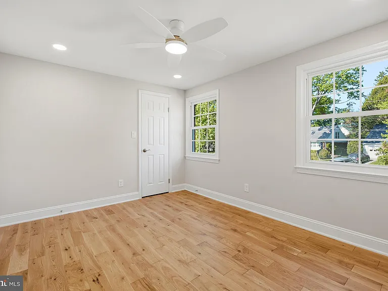 12301 Espalier Pl — Photo 30
