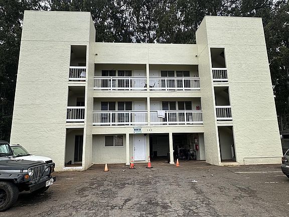 5th image of 142 Lakeview Cir #9