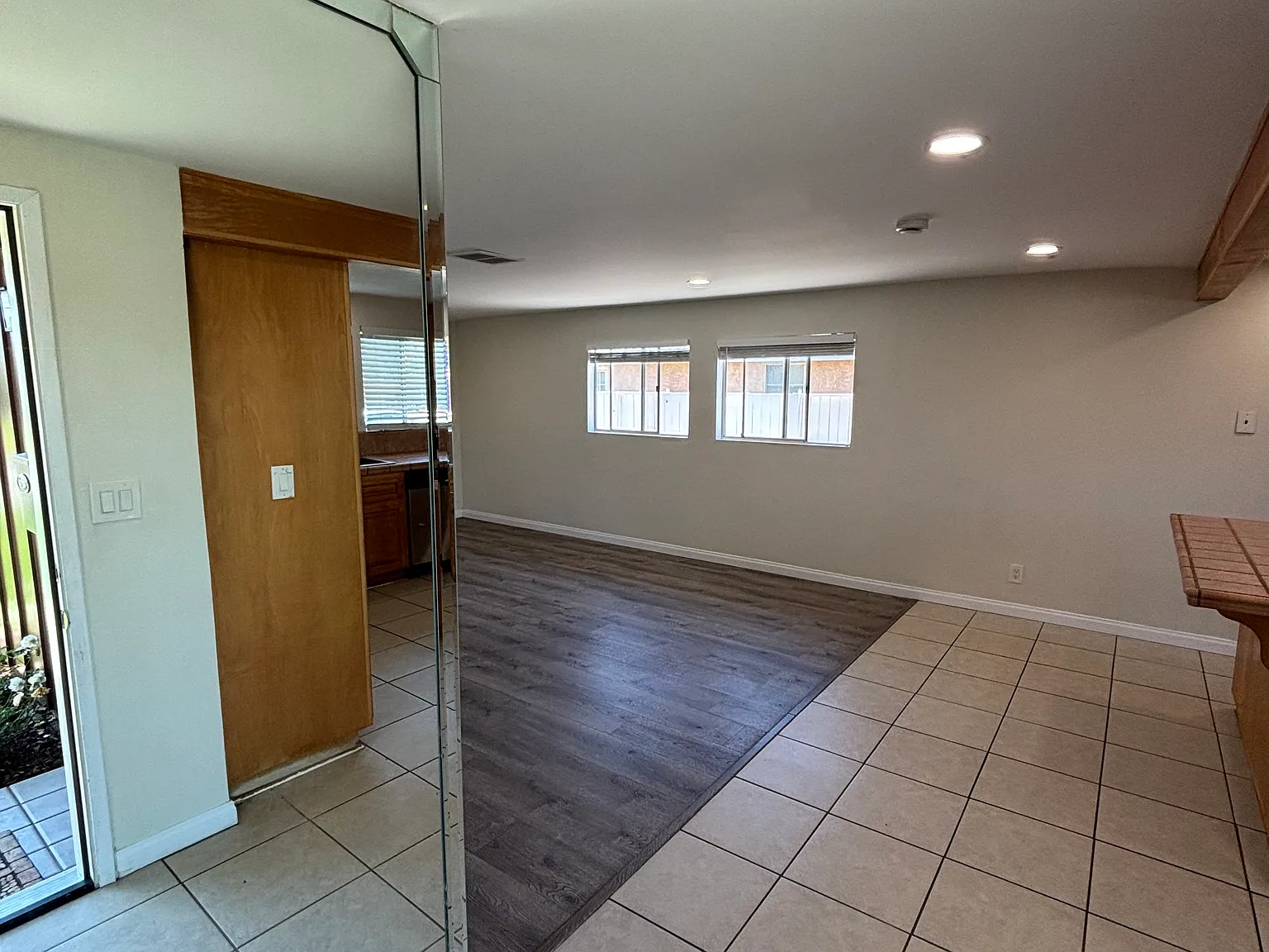 3 bed, 1.5 bath, 1556 sqft, $3,750 — Photo 4