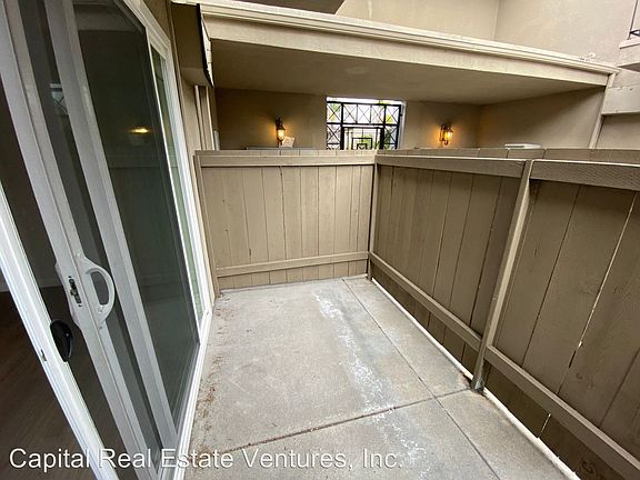 5th image of 4560 North Ave APT 1