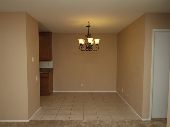 5th image of 1684 Orinda Ct