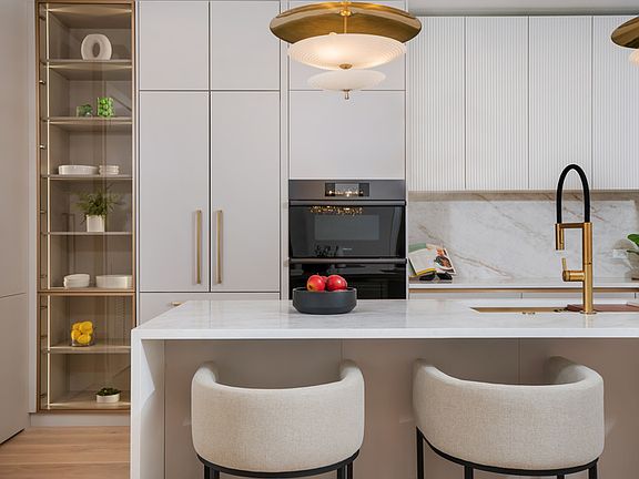 5th image of 2254 W Chicago Ave #2N