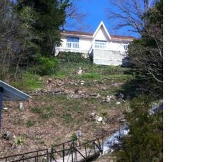 710 Petunia Rd, Camdenton, MO 65020