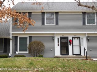 1227 Chartwell Carriage Way N, East Lansing, MI
